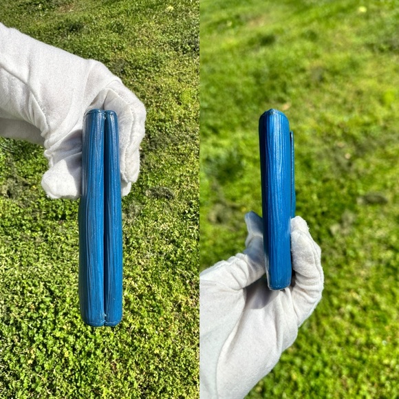 Preloved Louis Vuitton Blue Epi Compact Wallet - Picture 7 of 10